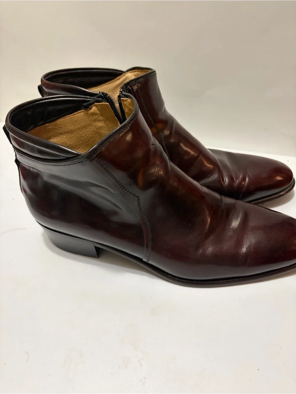 Mario Bellini polished leather